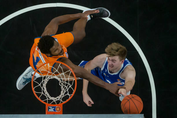 他们的竞争 他们的竞争