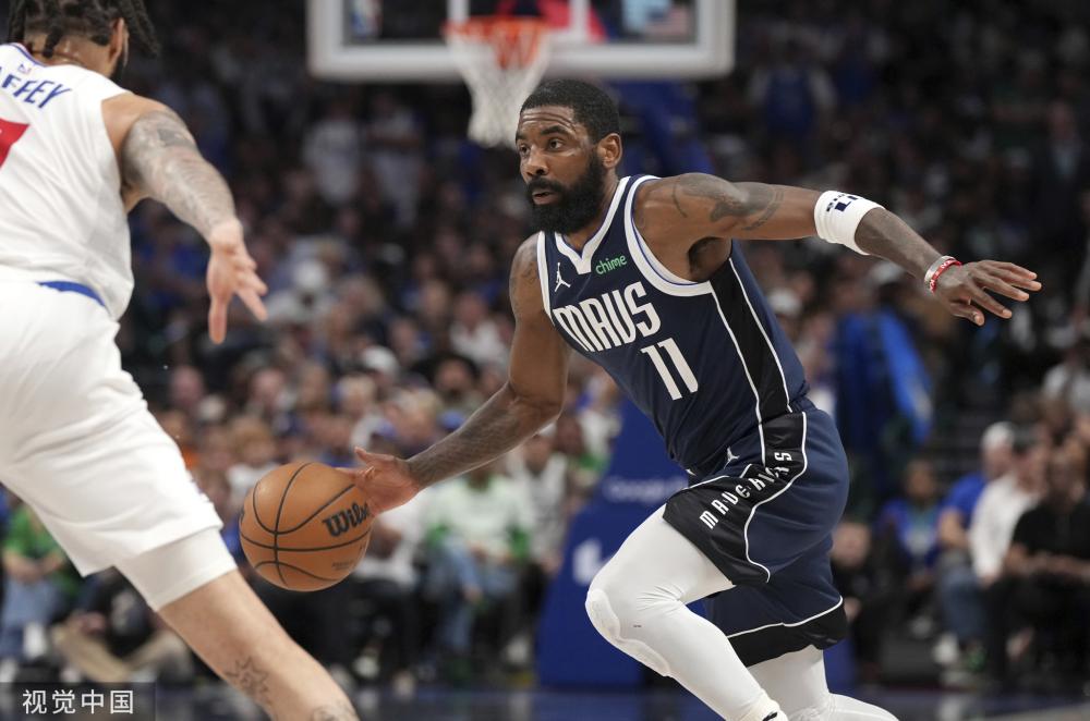 并在一年后 并在一年后